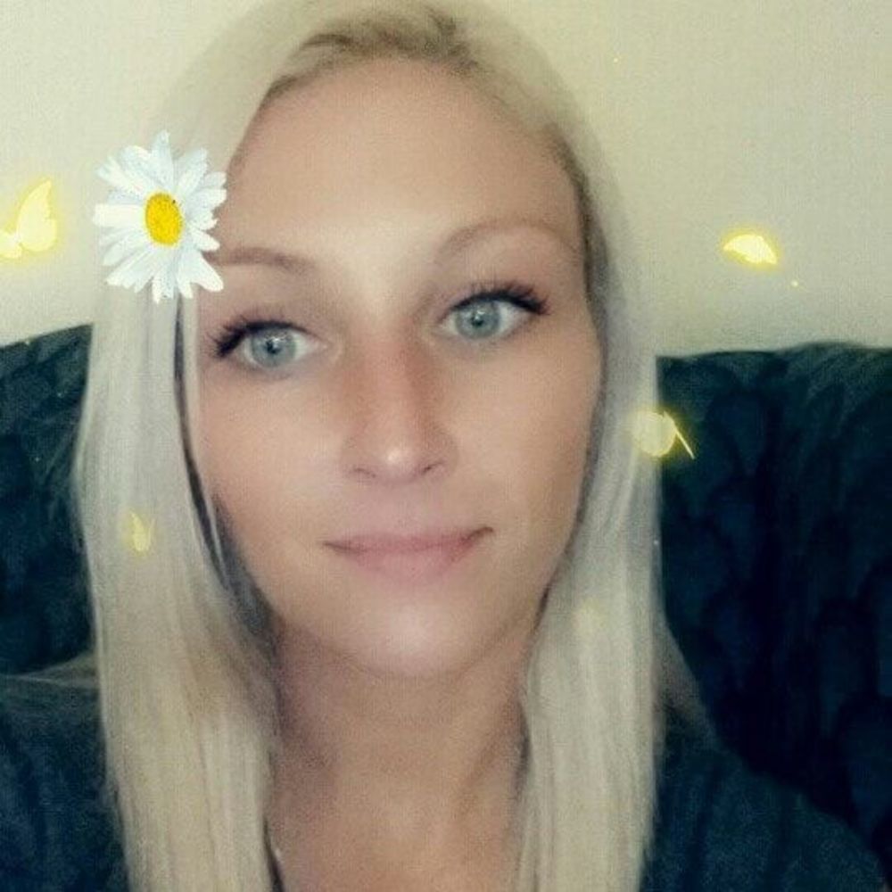 Meet your Posher, Christy